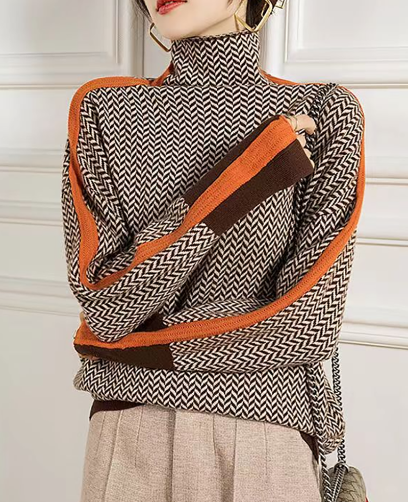 Yüksek Yaka ve Desenli Renee Bluzu