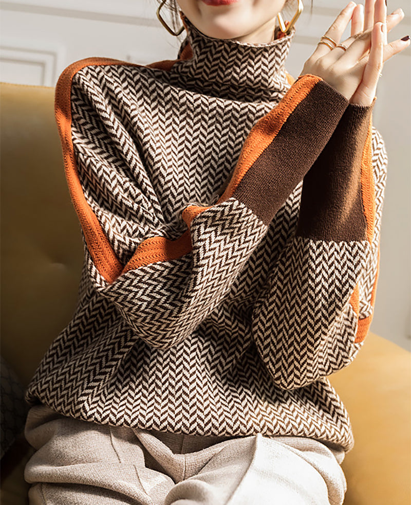 Yüksek Yaka ve Desenli Renee Bluzu