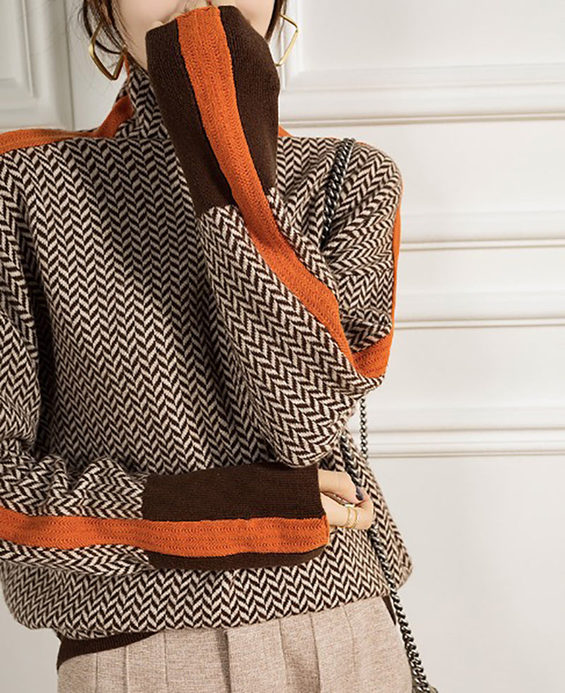 Yüksek Yaka ve Desenli Renee Bluzu